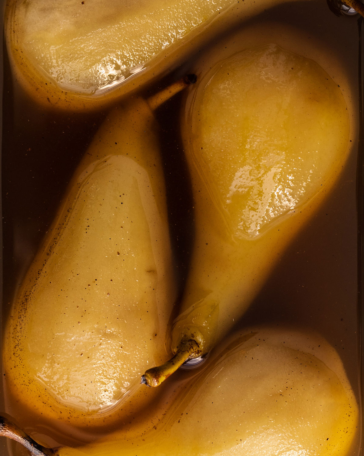 Vaniljinkokta päron med vaniljpulver